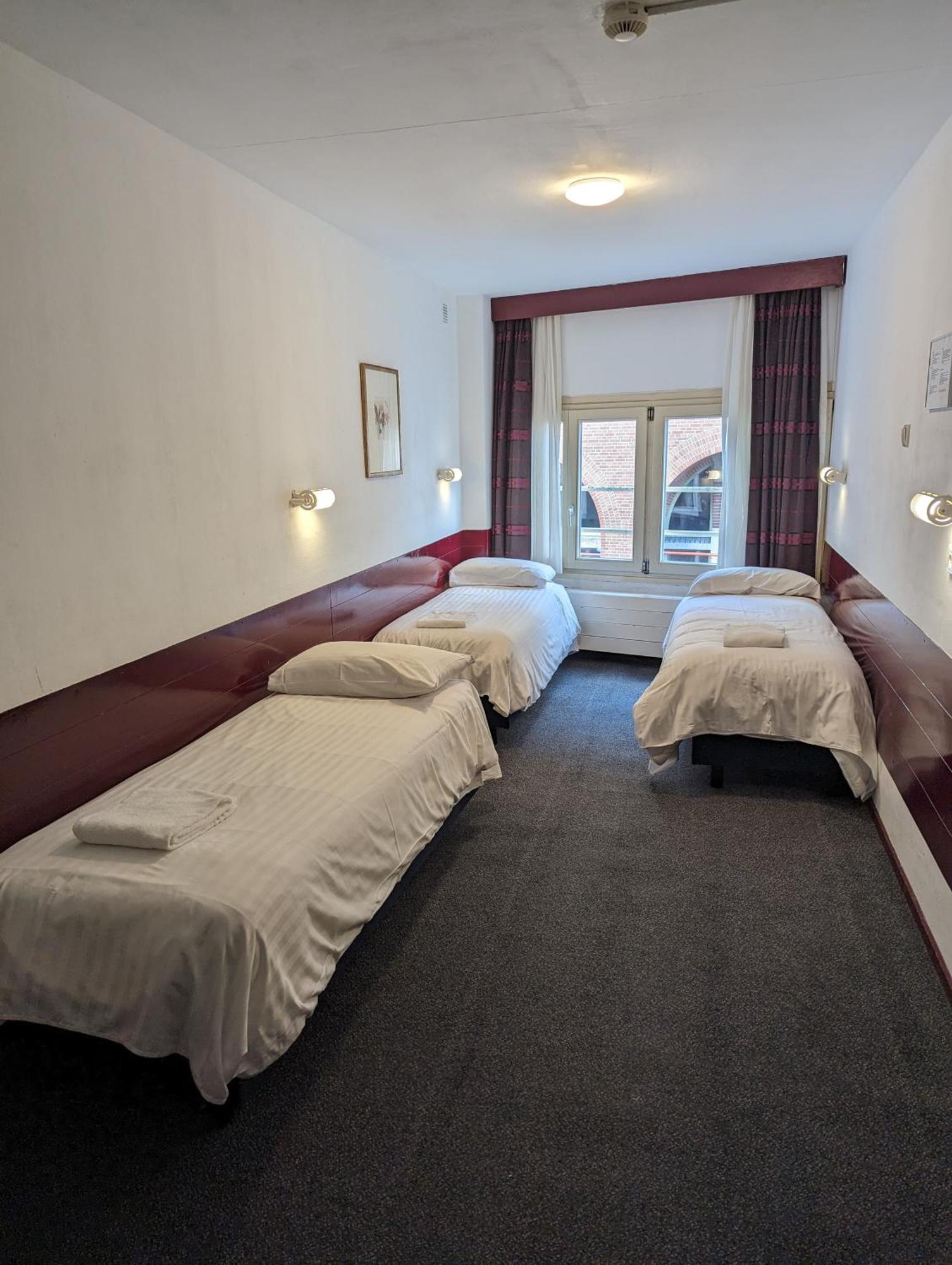 Budget Hotel Ben Amsterdam Exteriör bild