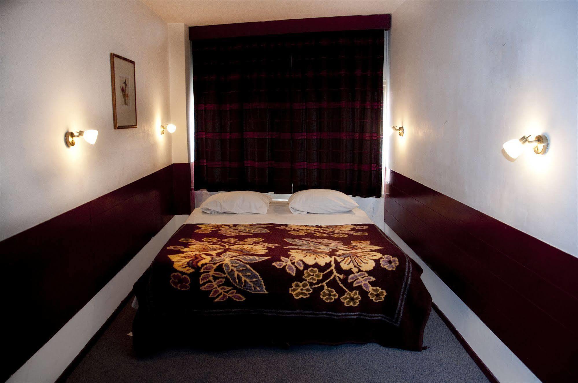 Budget Hotel Ben Amsterdam Exteriör bild